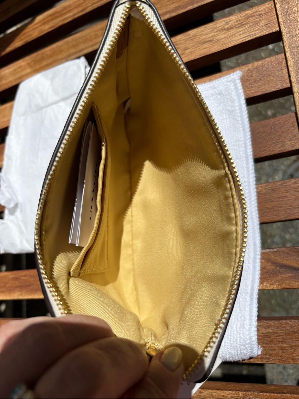 Coach Cream Wristlet with Gold Logo - Picture 4 of 7